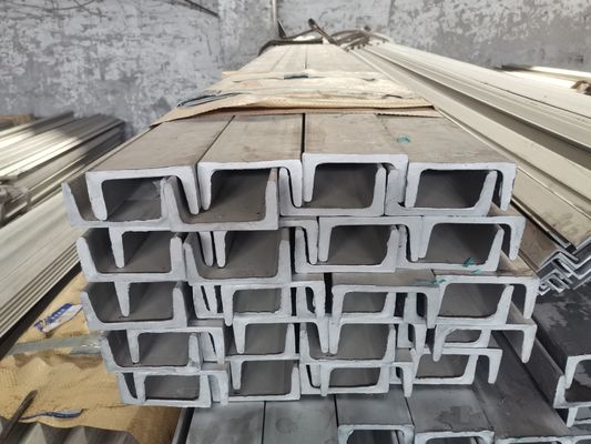 सजावटी के लिए ब्रश 304 स्टेनलेस स्टील यू चैनल दरवाजा ट्रैक आकार: