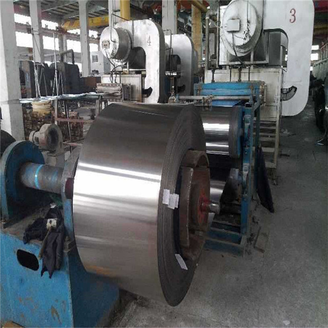 316l हेयरलाइन सरफेस 316 स्टेनलेस स्टील कॉइल एचएल मेटल कॉयल 3.5 मिमी -1550 एमएम चौड़ाई